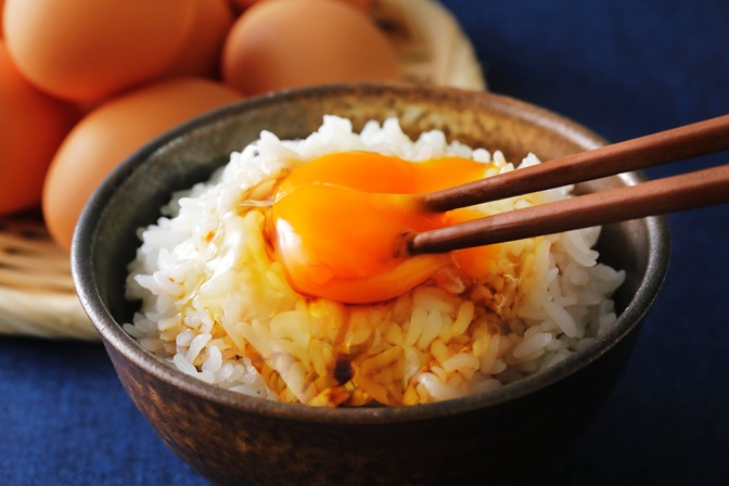 卵かけご飯　Raw egg over Rice