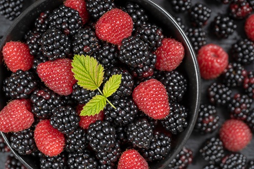 fresh blackberries and raspberries